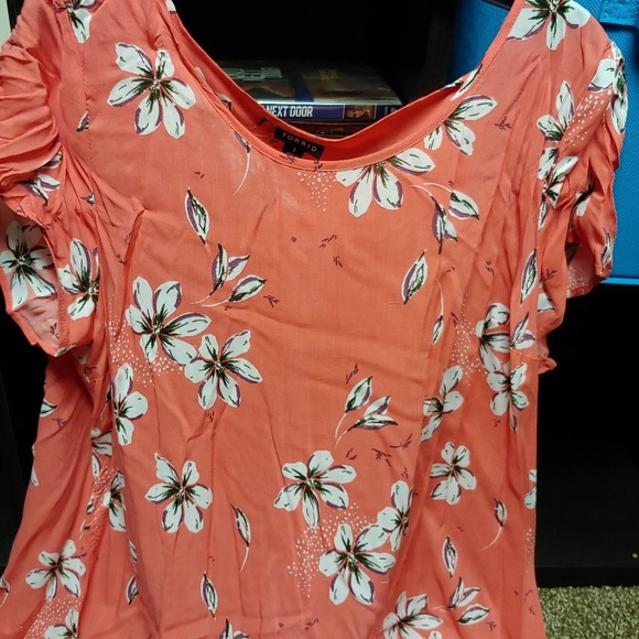 Torrid Clothing - Picture 1 of 2